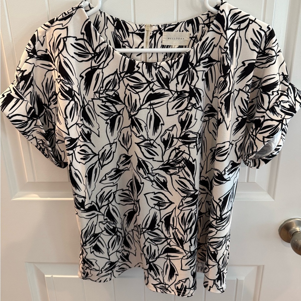 MELLODAY Black and White Leaf Print Blouse